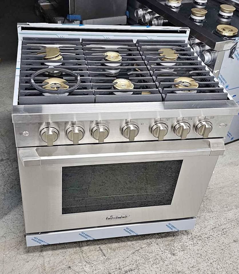 Decor Professional 36" Stainless Steel Pro Style Gas Range ORGINAL picture front view 